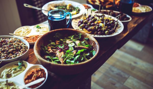 food-salad-healthy-vegetables-1-1-600x350